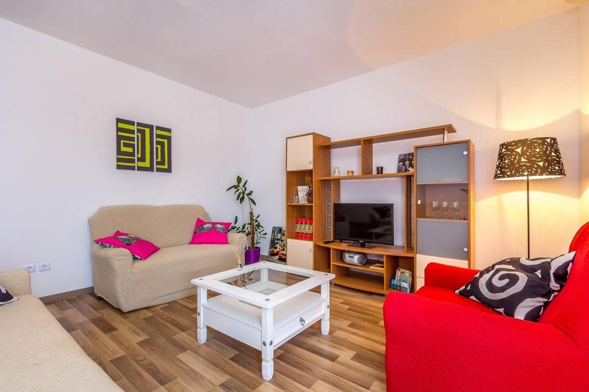 Apartment Miro พูลา ภายนอก รูปภาพ