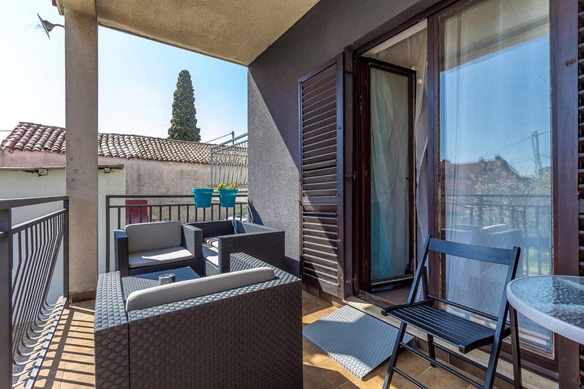 Apartment Miro พูลา ภายนอก รูปภาพ